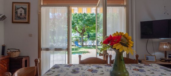 4-salle Appartement à Lizzano in Belvedere, Italy No. 285932 16