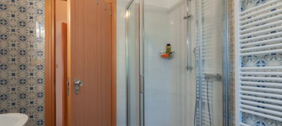 4-salle Appartement à Lizzano in Belvedere, Italy No. 285932 25