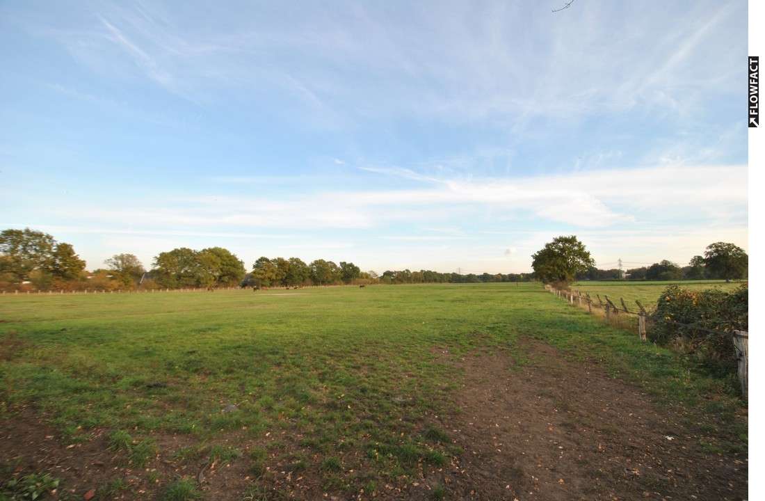  Land in Altona, Germany No. 65956