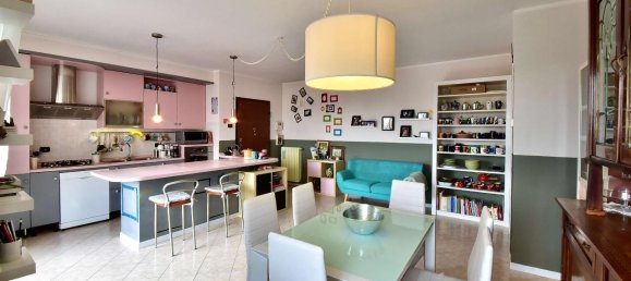 4 rooms Apartment in Limido Comasco, Italy No. 34885 7