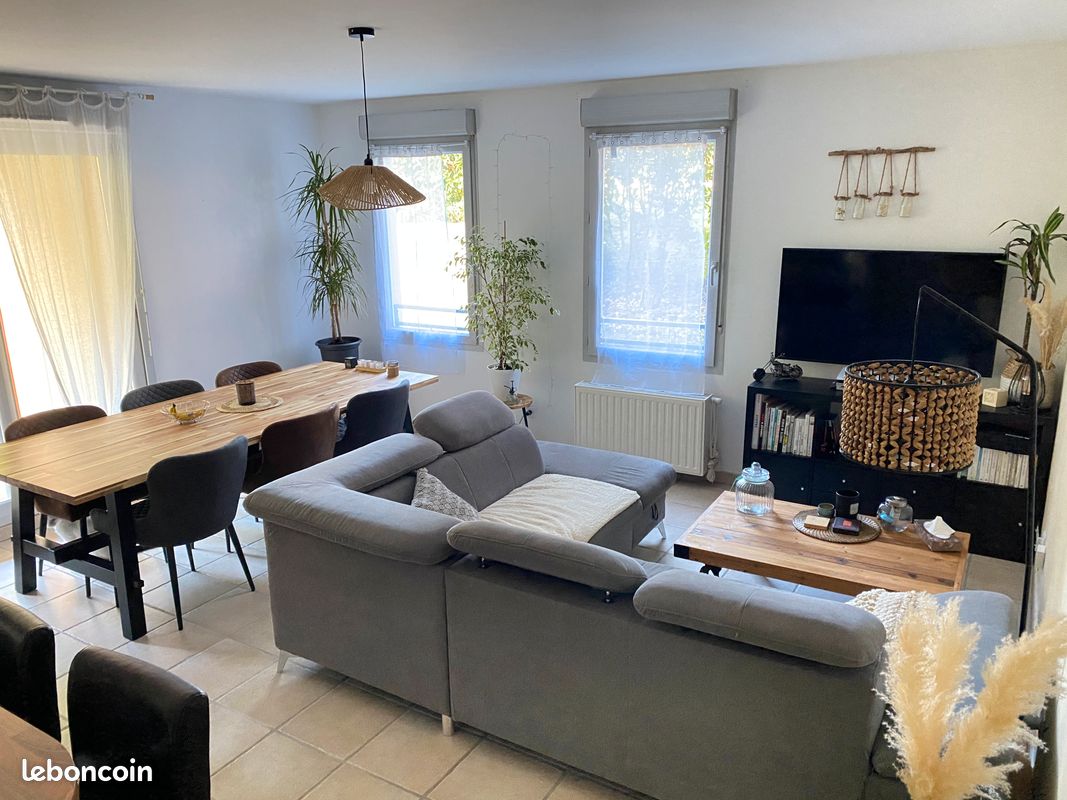 Apartamento de 2 dormitorios en Neyron, France No. 289597