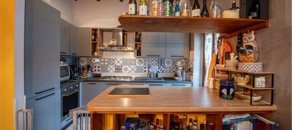 3-salle Appartement à Sesto Calende, Italy No. 60775 4