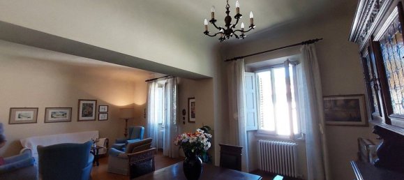 4 rooms Apartment in Arezzo, Italy No. 214614 25