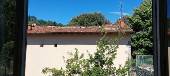 4 rooms Apartment in Arezzo, Italy No. 214614 12