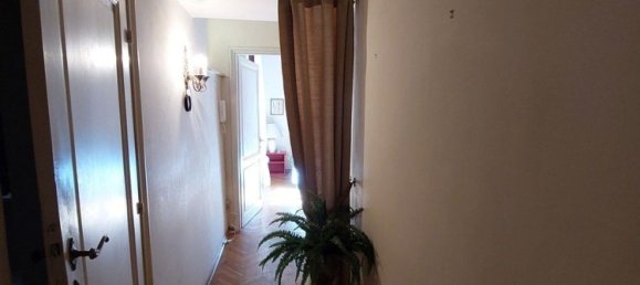 4 rooms Apartment in Arezzo, Italy No. 214614 2