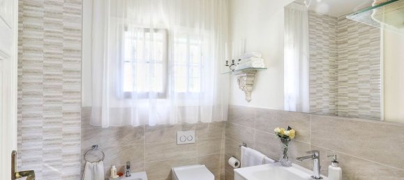 8 rooms Villa in Montescudaio, Italy No. 300296 11