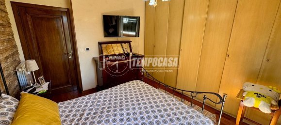 Apartamento T2 em Rome, Italy N.º 342869 11