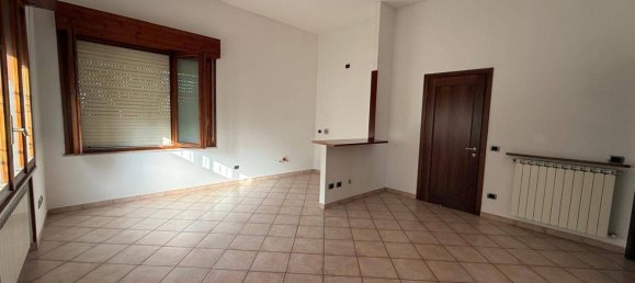 4 bedrooms Apartment in Castelfranco Emilia, Italy No. 365283 2