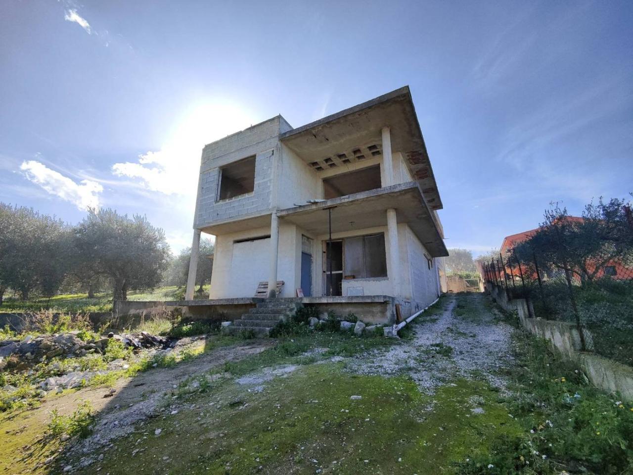 8-salle Villa à Casteldaccia, Italy No. 122808