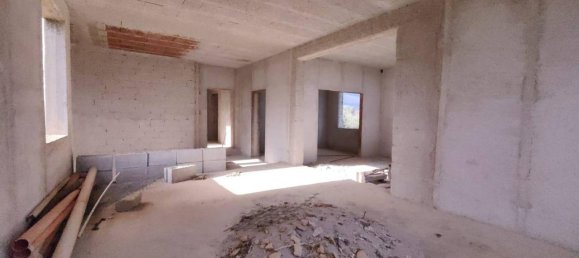 8-salle Villa à Casteldaccia, Italy No. 122808 21