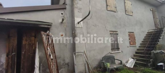 4 rooms House in Eraclea, Italy No. 257087 3