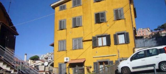 Villa de 3 habitaciónes en Rocca di Papa, Italy No. 11803 11