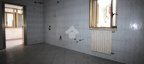 3 bedrooms Apartment in Massa di Somma, Italy No. 97045 4