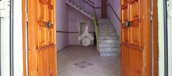 3 bedrooms Apartment in Massa di Somma, Italy No. 97045 8