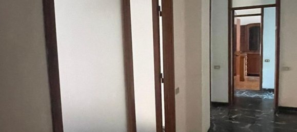 Apartamento de 3 dormitorios en Monza, Italy No. 364632 14