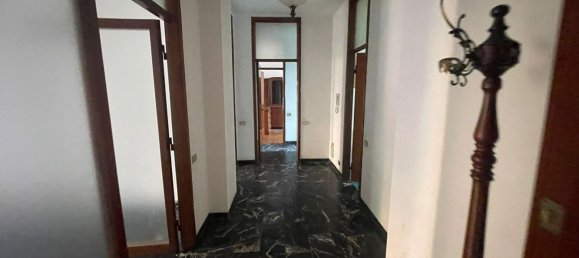 Apartamento de 3 dormitorios en Monza, Italy No. 364632 25