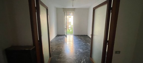 Apartamento de 3 dormitorios en Monza, Italy No. 364632 23