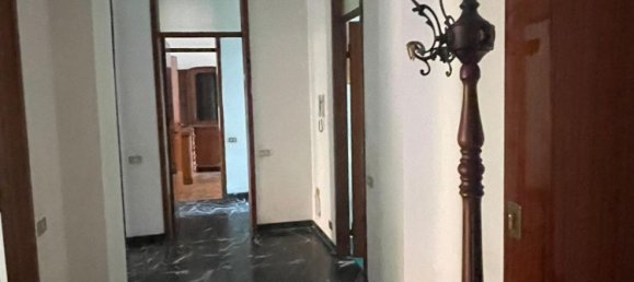 Apartamento de 3 dormitorios en Monza, Italy No. 364632 13