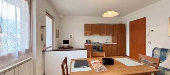 2-salle Appartement à Ranzanico, Italy No. 300173 7