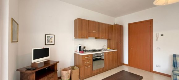 2-salle Appartement à Ranzanico, Italy No. 300173 9