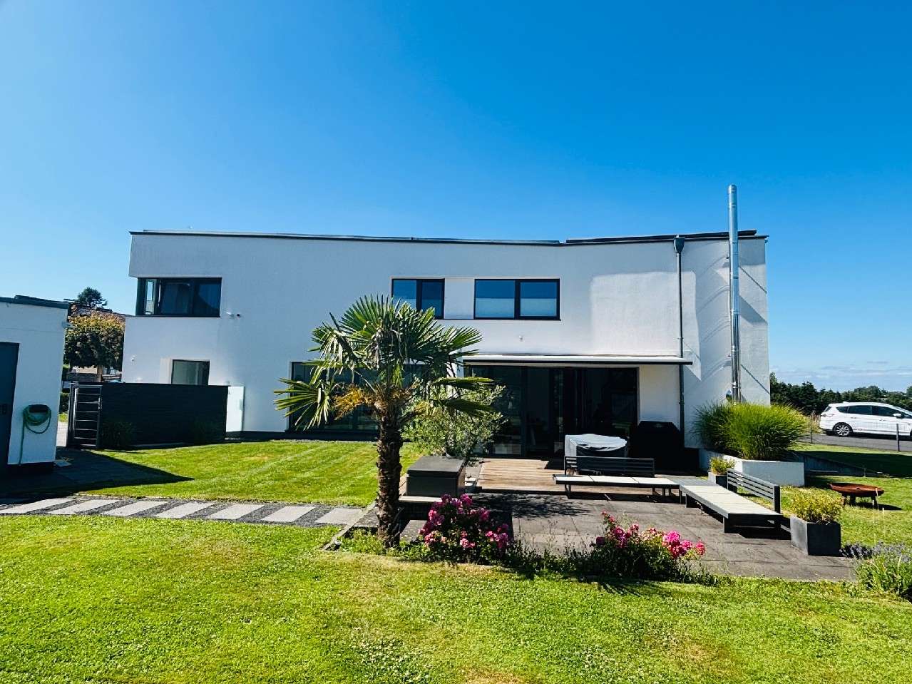 5 rooms House in Rhein-Sieg, Germany No. 261147