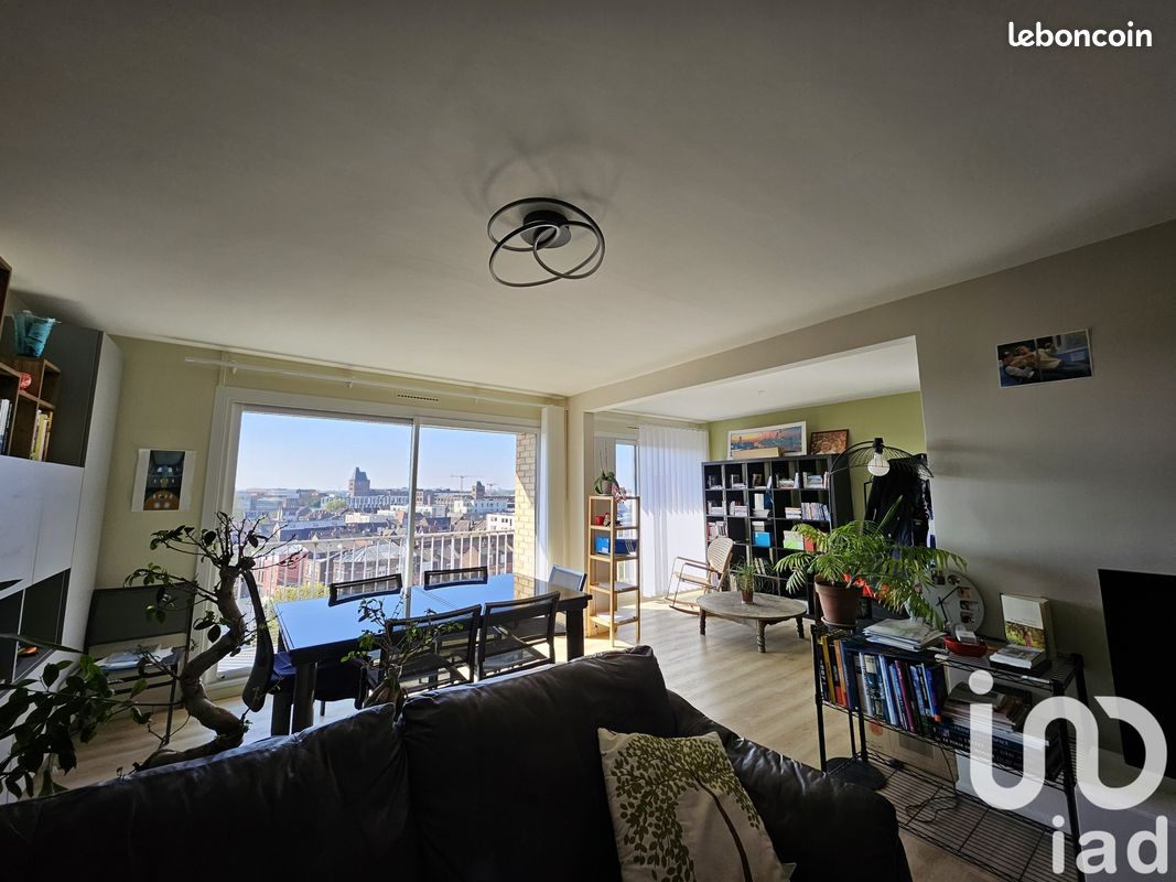 4 rooms Apartment in Lille, France No. 362497