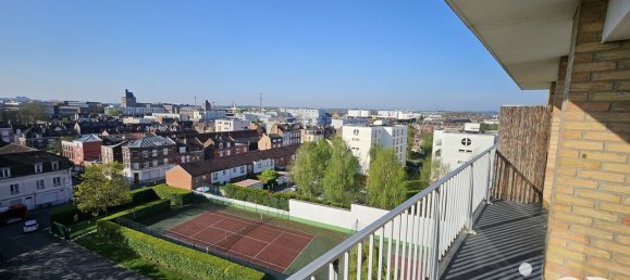 4 rooms Apartment in Lille, France No. 362497 2