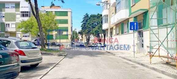 2 Schlafzimmer Wohnung in Rio de Mouro, Portugal, Nr. 221507 4