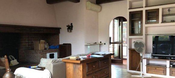 Villa de 5 habitaciónes en Monza, Italy No. 6241 3