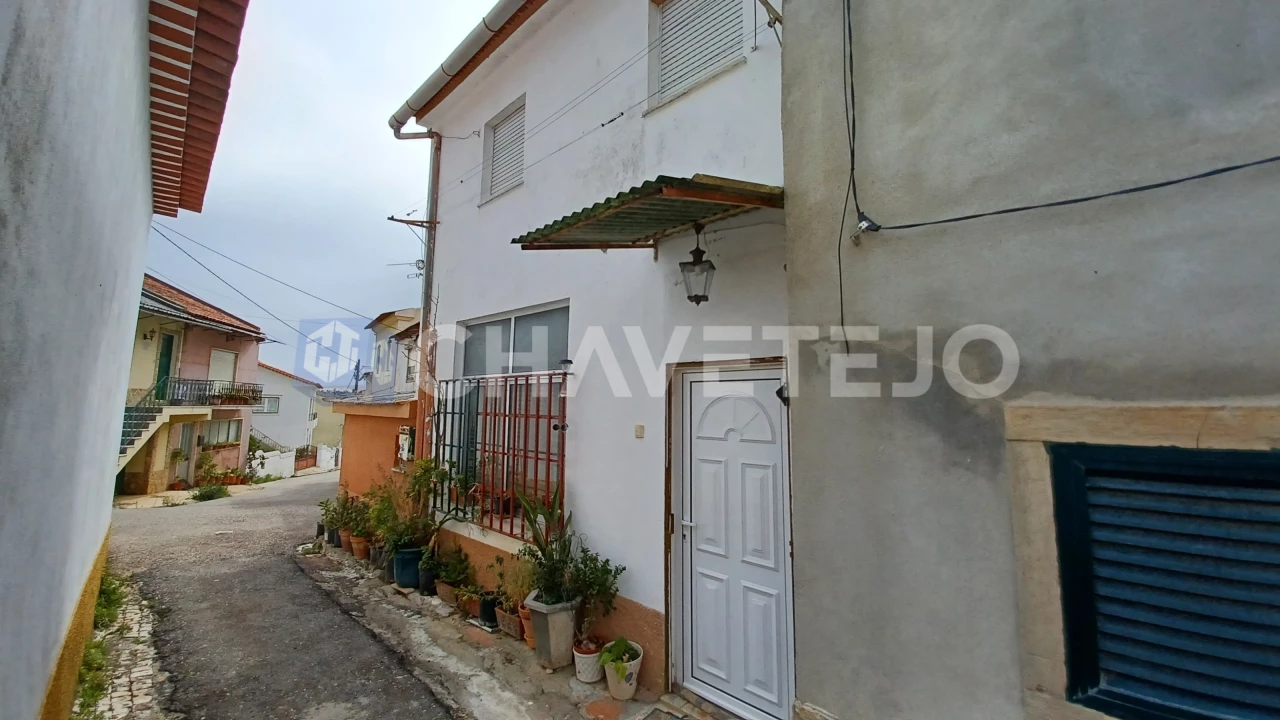 Casa de 1 dormitorio en Tomar, Portugal No. 14473
