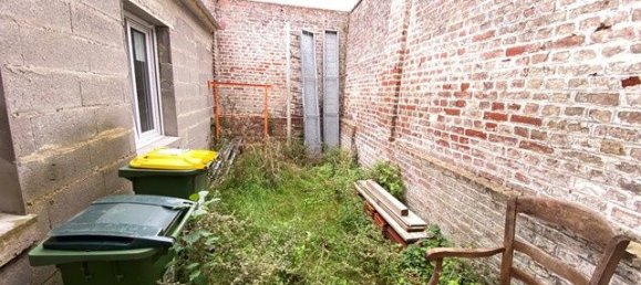 2 bedrooms House in Poulainville, France No. 243902 3