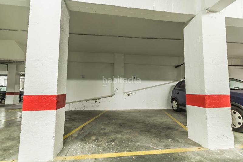 1046m² Parking in Granada, Spain No. 182101