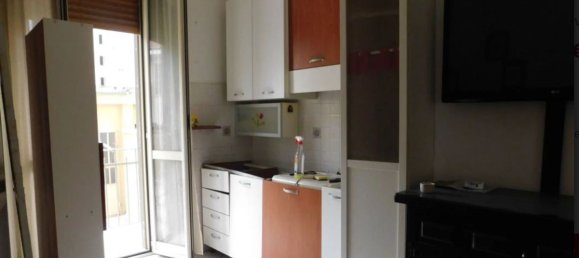 2 bedrooms Apartment in Turin, Italy No. 315886 6