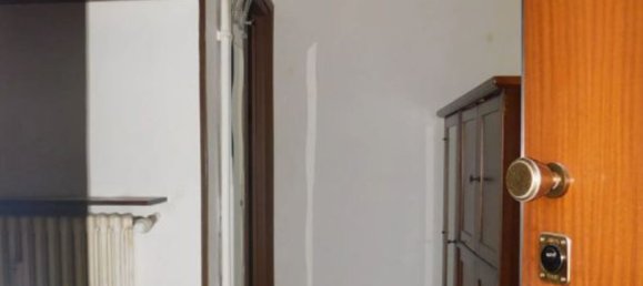 2 bedrooms Apartment in Turin, Italy No. 315886 3