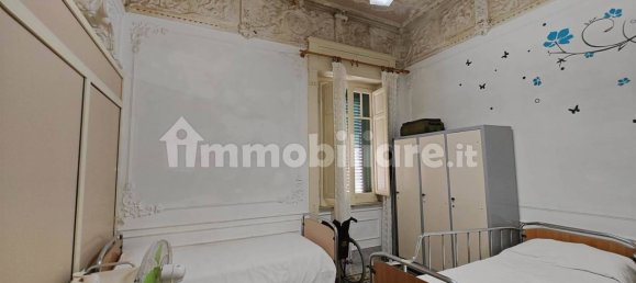 Квартира с 9 спальнями в Мессина, Италия № 143769 5