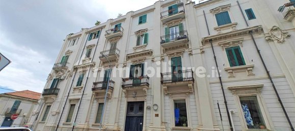 Квартира с 9 спальнями в Мессина, Италия № 143769 39