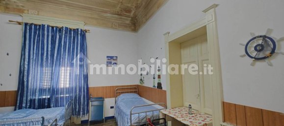 Квартира с 9 спальнями в Мессина, Италия № 143769 22