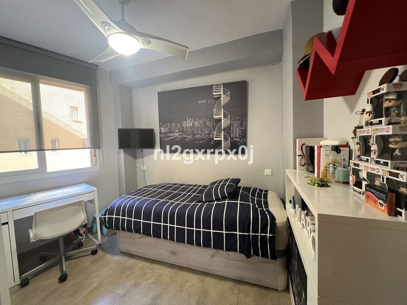 Квартира с 3 спальнями в Валенсия, Испания № 284135