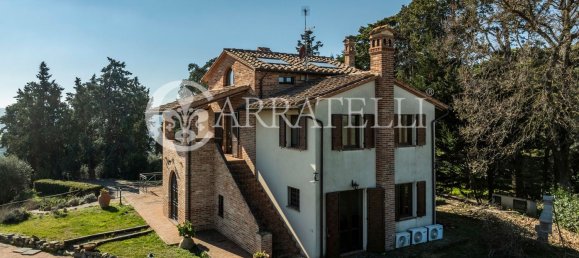 20 rooms House in Castiglione del Lago, Italy No. 46321 23