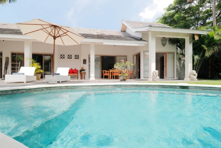 6 Schlafzimmer Villa in Seminyak, Indonesia, Nr. 3302