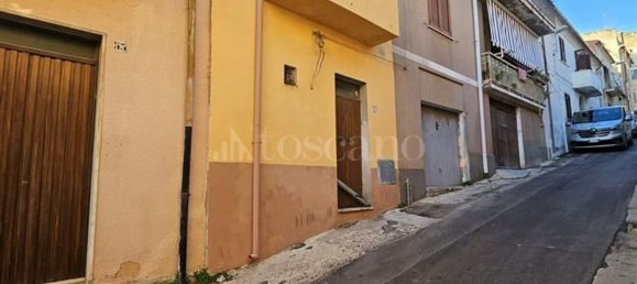 Дом с 2 комнатами в Озило, Италия № 178487 14