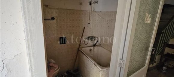 Дом с 2 комнатами в Озило, Италия № 178487 13