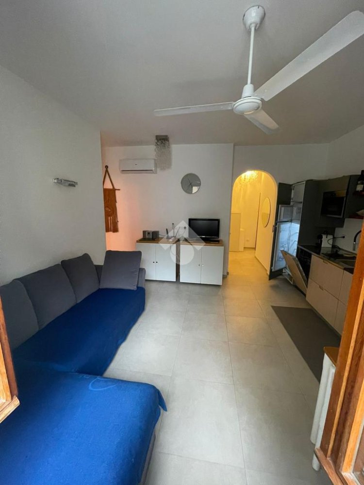 Apartamento de 1 dormitorio en Rapallo, Italy No. 27904