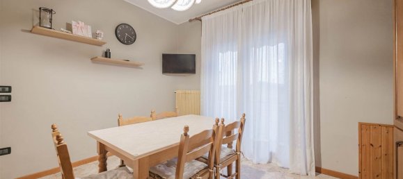 4 rooms Apartment in Santa Maria di Sala, Italy No. 54215 10
