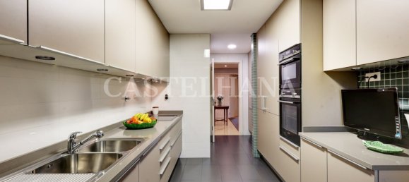 3 bedrooms Apartment in Lisbon, Portugal No. 96825 30