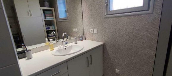 3 bedrooms Villa in Vias, France No. 202726 10