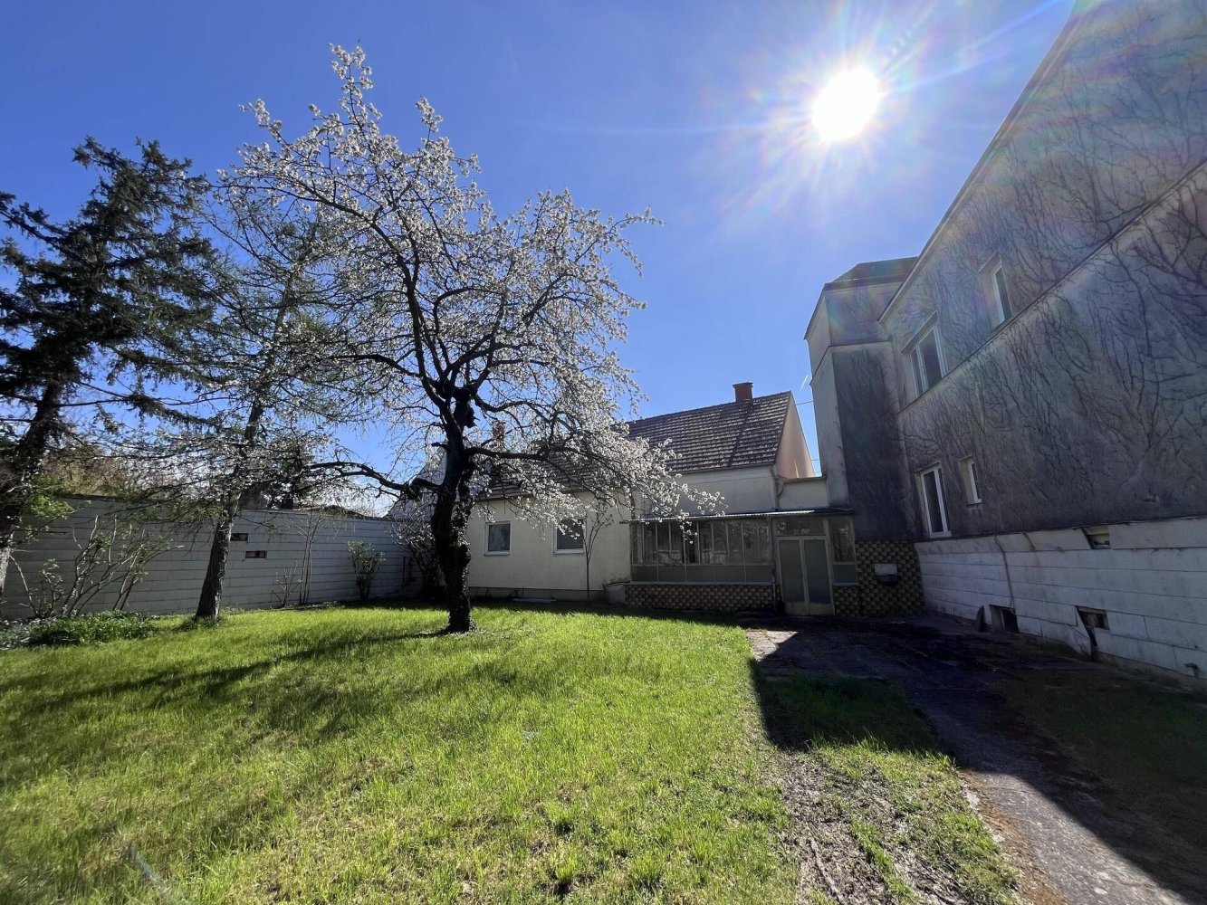 601m² Land in Baden, Austria No. 211328