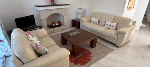 3 bedrooms Villa in Paphos, Cyprus No. 17252 7