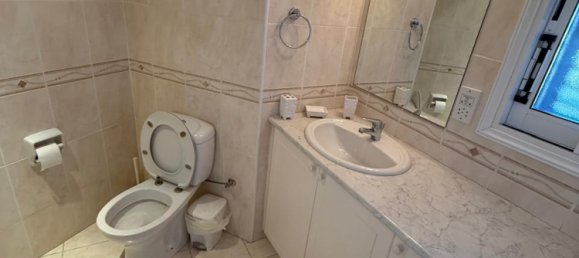 3 bedrooms Villa in Paphos, Cyprus No. 17252 2