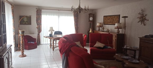 2 Schlafzimmer Haus in Romorantin-Lanthenay, France, Nr. 217569 13